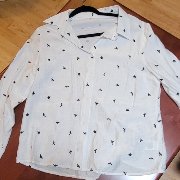 Long sleeve button-down shirt NWT - Picture 4 of 5